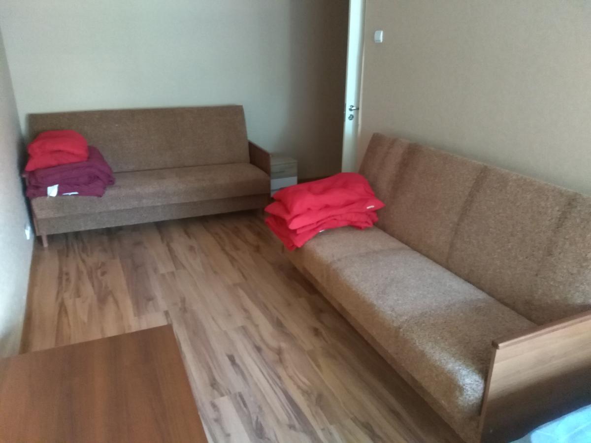 Petera Apartaments Ventspils Exteriör bild